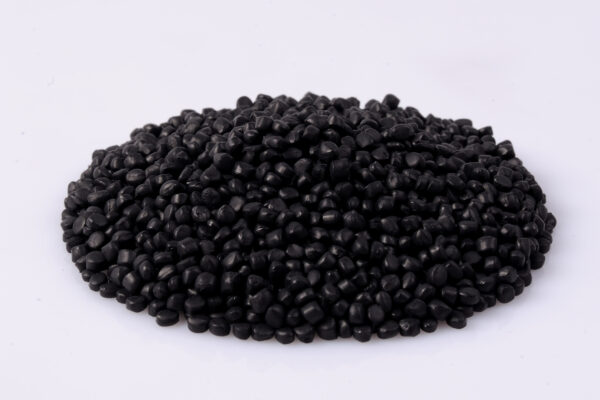 How is the Black Masterbatch of US MASTERBATCH different from another black masterbatch in Vietnam?